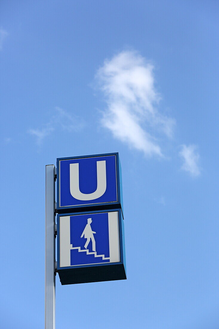 U-Bahn-Schild, München, Oberbayern, Bayern, Deutschland