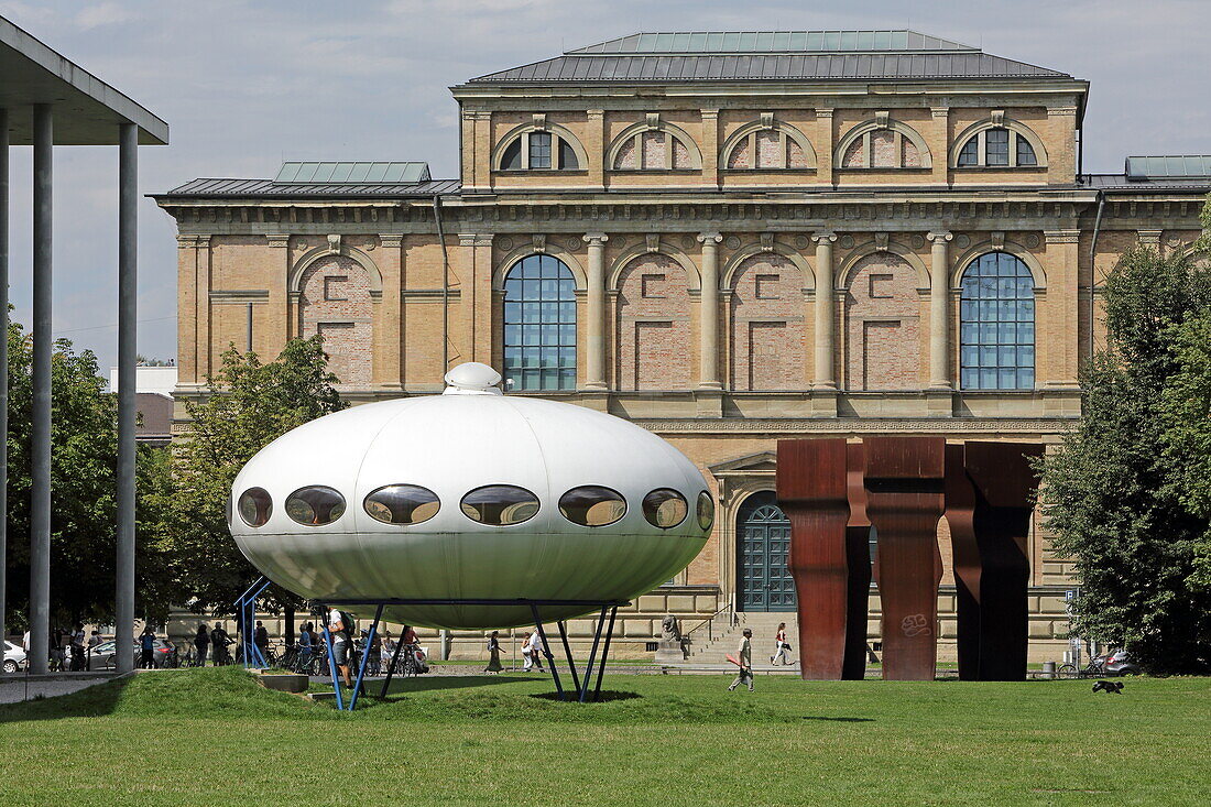 Sculpture park at the Pinakothek der Moderne, in the background the Alte Pinakothek, Kunstkarree, Munich, Upper Bavaria, Bavaria, Germany