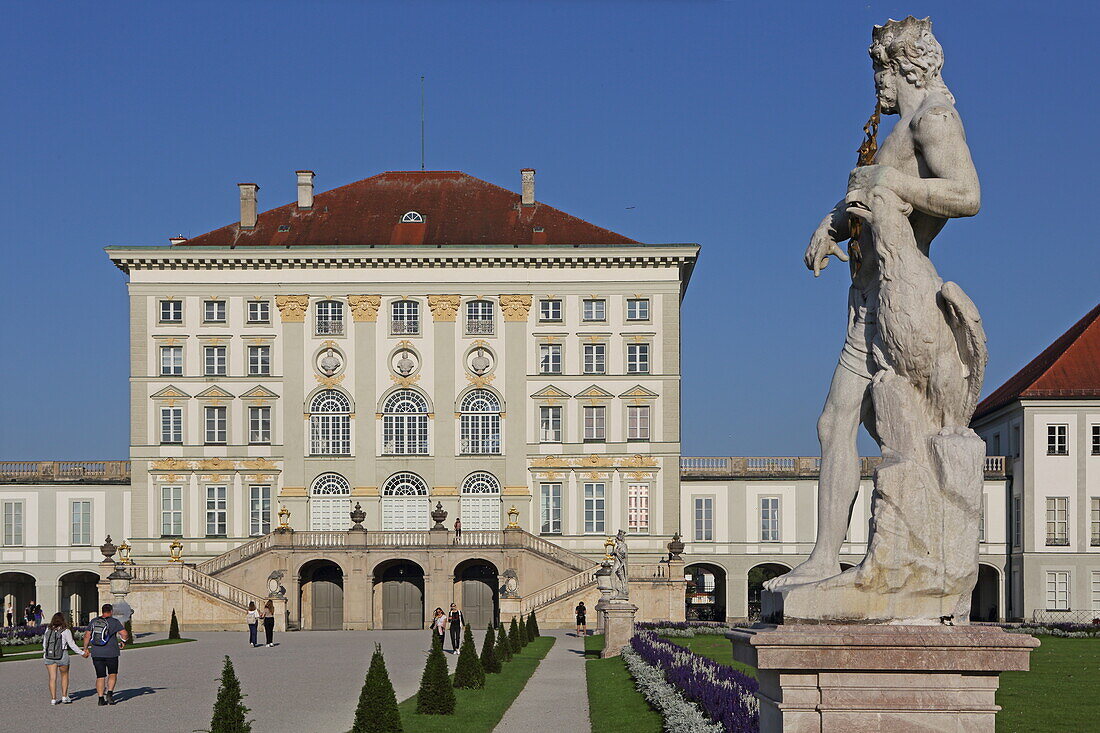 Schloss Nymphenburg, vom Schlosspark gesehen, München, Oberbayern, Bayern, Deutschland