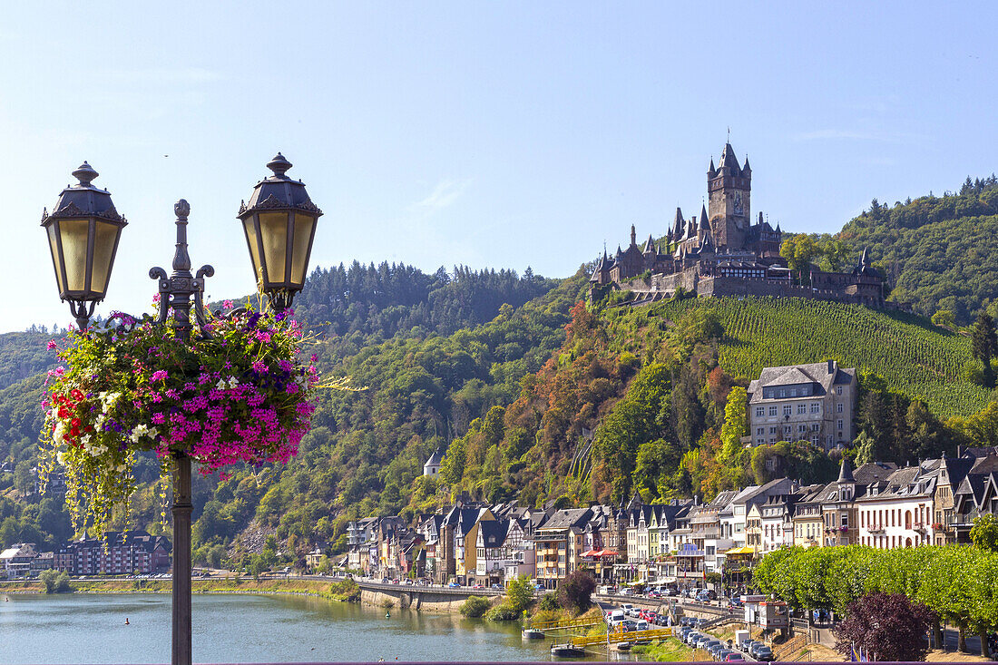 View of the Moselle, Uferstrasse and Reichsburg, Cochem on the Moselle