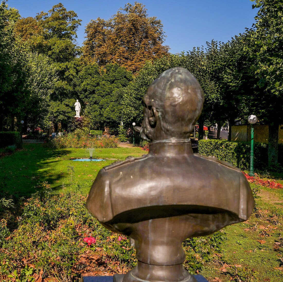 Kaiserbad Bad Ems: bust of Tsar Alexander II, monument of Kaiser Wilhelm I in the Kurpark, Bad Ems, Rhineland-Palatinate; Germany