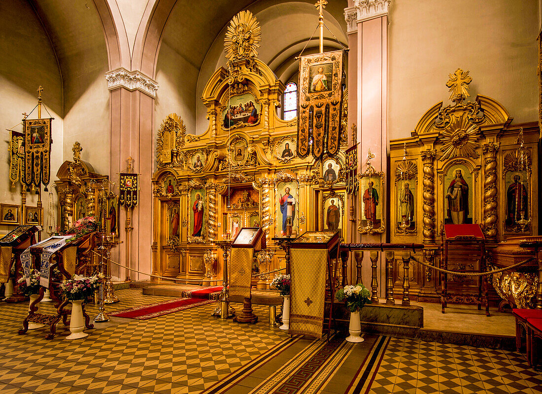 Altarraum in der Russischen Kirche Heilige Alexandra in Bad Ems, Rheinland-Pfalz, Deutschland