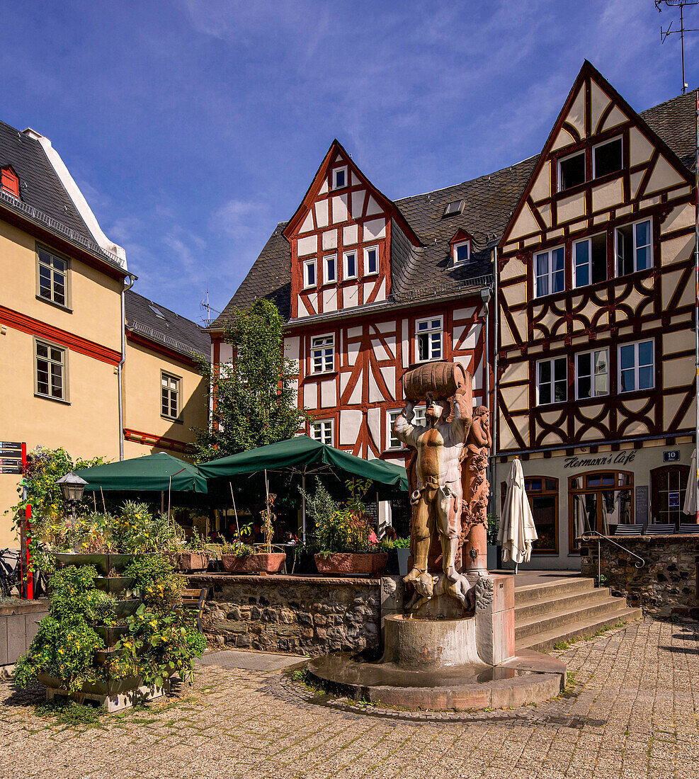 Hattstein-Brunnen, genannt "Säuferbrunnen"  an der Plötze in Limburg an der Lahn, Hessen, Deutschland