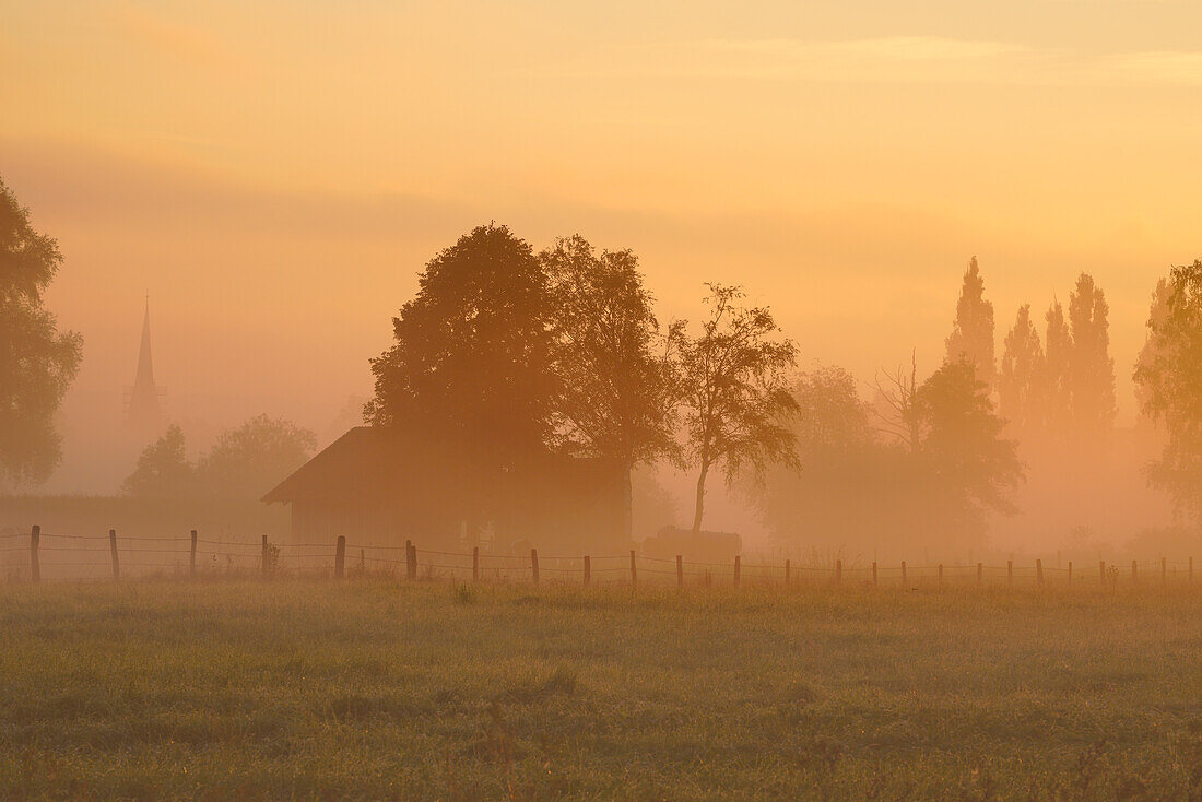 Picturesque September morning near Unterhausen, Weilheim, Upper Bavaria, Bavaria, Germany
