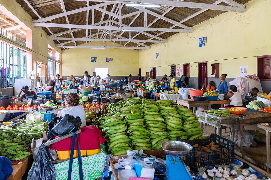 Mercado Municipal in der Inselhauptstadt Santo António auf der Insel Principé in Westafrika, Sao Tomé e Príncipe