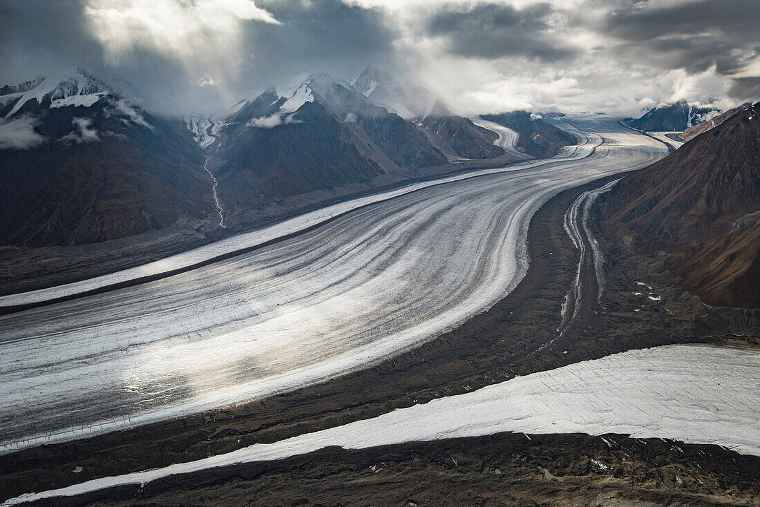 Canada, Yukon, Kluane National Park, aerial of Kaskawulsh Glacier.