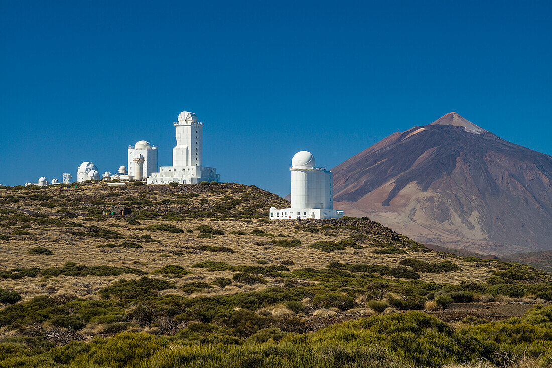 Spain, Canary Islands, Tenerife Island, El Teide Mountain, Observatorio del Teide, astronomical observatory, morning