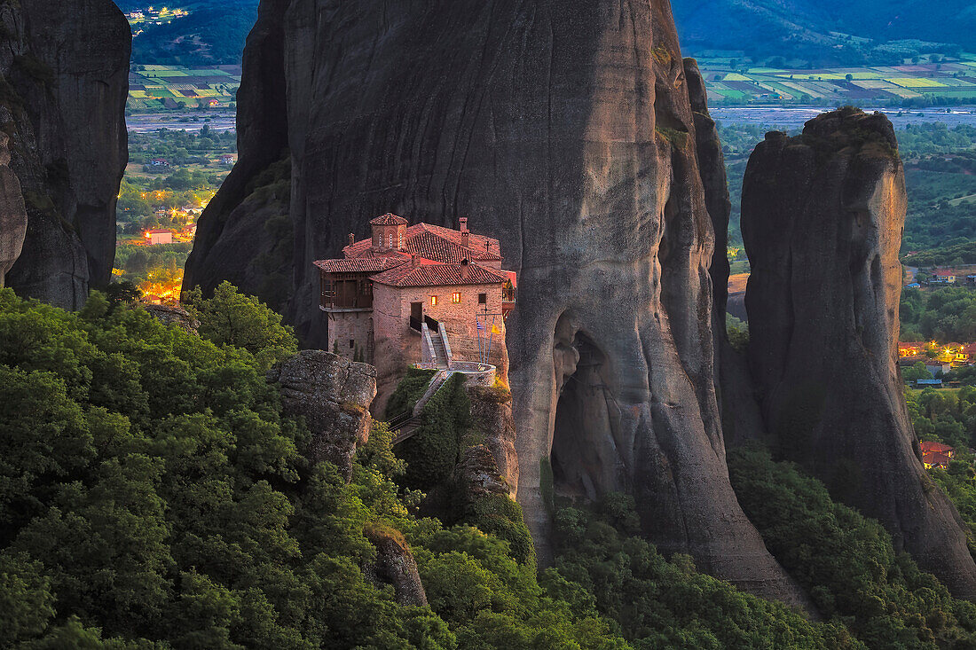 Europe, Greece, Meteora. Isolated monastery on cliff