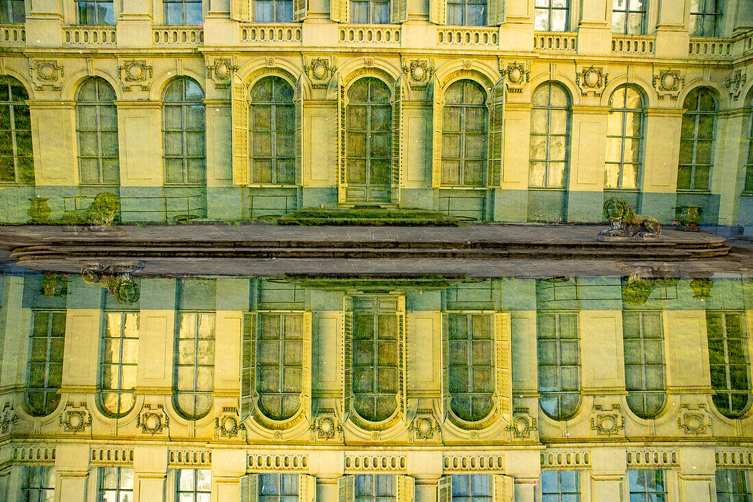 Doppelbelichtungsfoto eines stattlichen Herrenhaus in Gent, Belgien