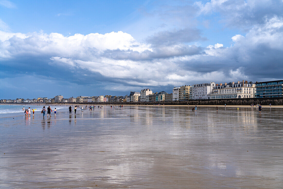 Low tide on the Grande Plage du Sillon beach in Saint Malo, Brittany, France