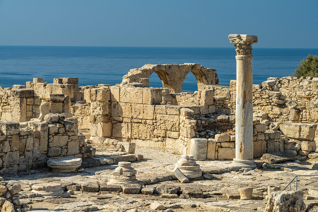 Ruinen der frühchristlichen Basilika der antiken Stadt Kourion, Episkopi, Zypern, Europa 