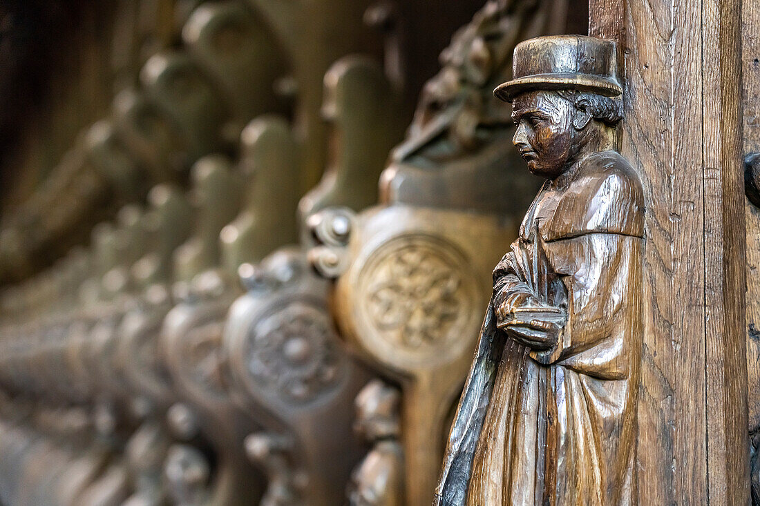Wood carving on the chancel of the monastery church, Maulbronn Monastery, Maulbronn, Baden-Württemberg, Germany