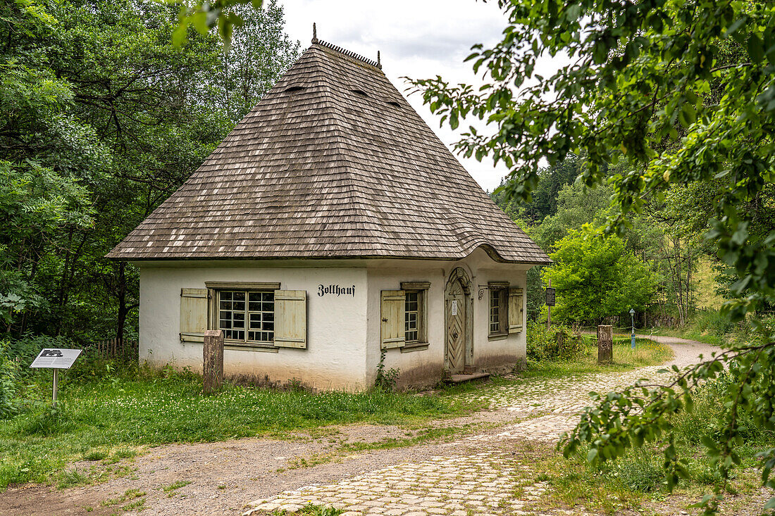 Historisches Zollhaus in Höllsteig bei Breitnau, Schwarzwald, Baden-Württemberg, Deutschland