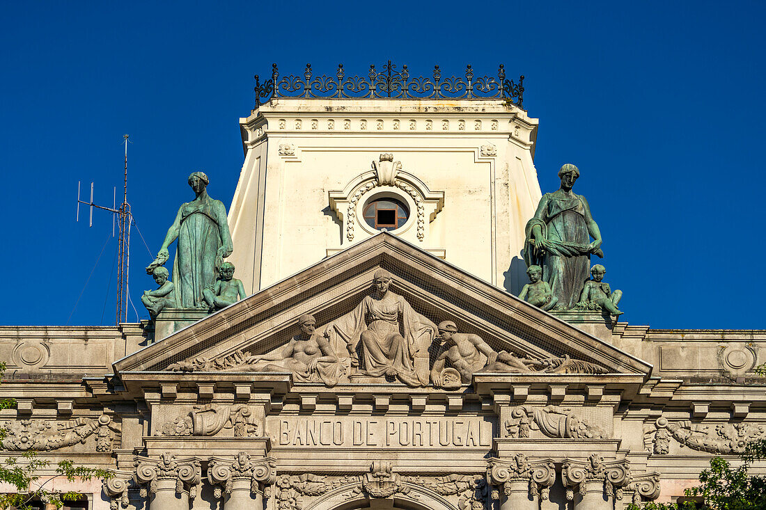 Banco de Portugal an der Avenida dos Aliados, Porto, Portugal, Europa