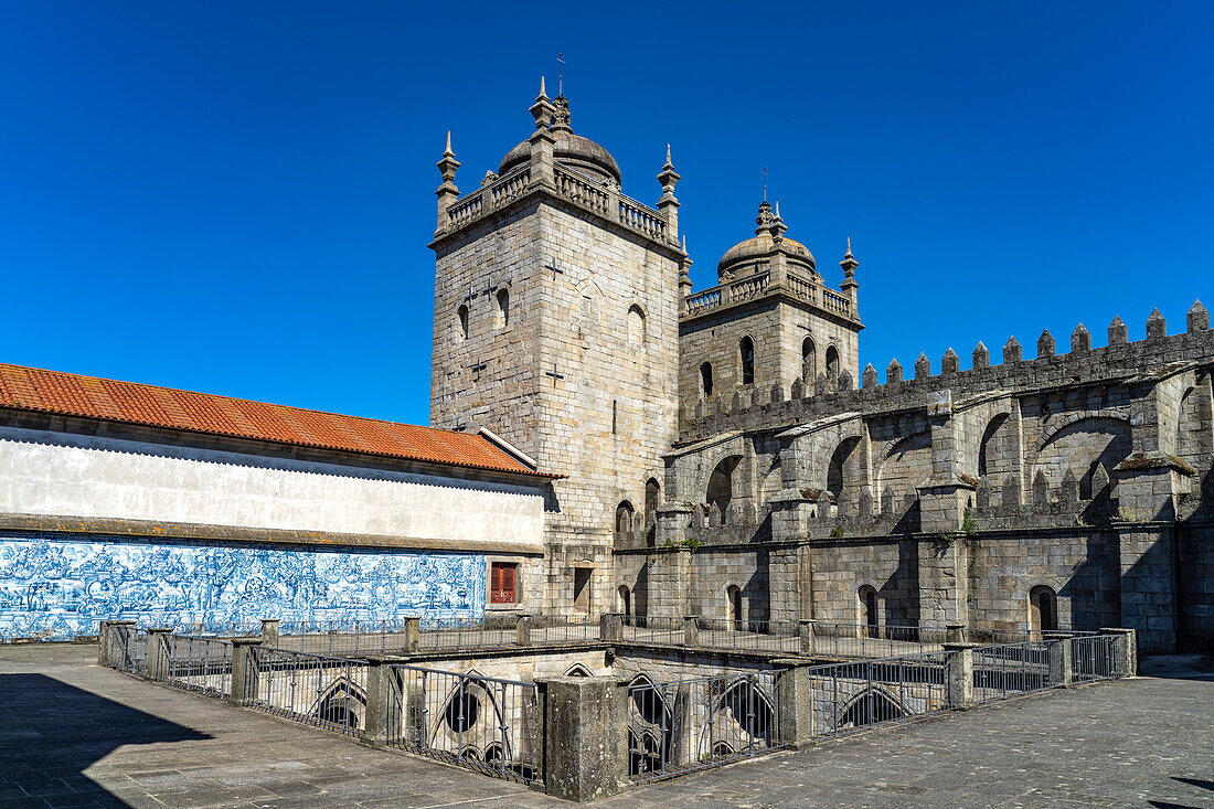 Sé do Porto Cathedral, Porto, Portugal, Europe