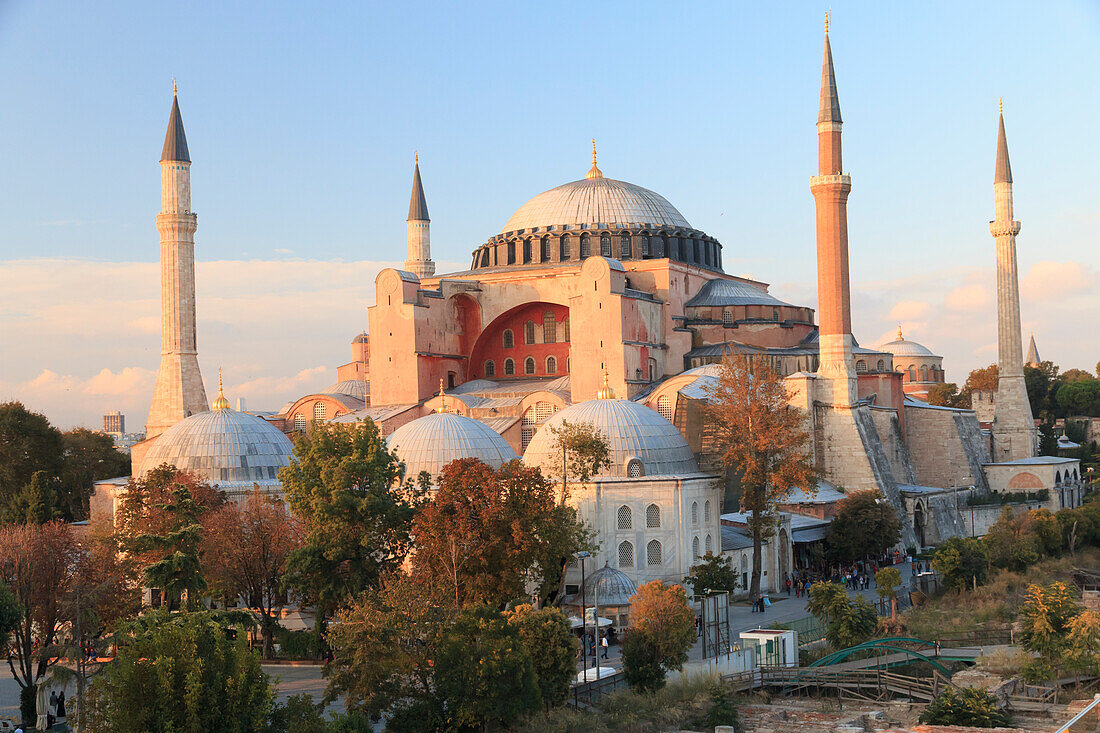 Turkey, Istanbul. Sultan Ahmet Mosque, Sultan Ahmet Camii, Blue Mosque. Built 1609-1615 AD. Rooftop view.