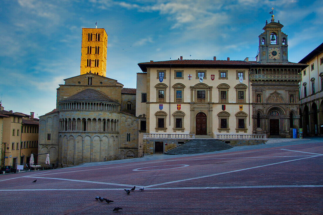 Pieve di Santa Maria, Palazzo della Fraternità dei Laici, Piazza Grande, Arezzo, Toskana, Italien