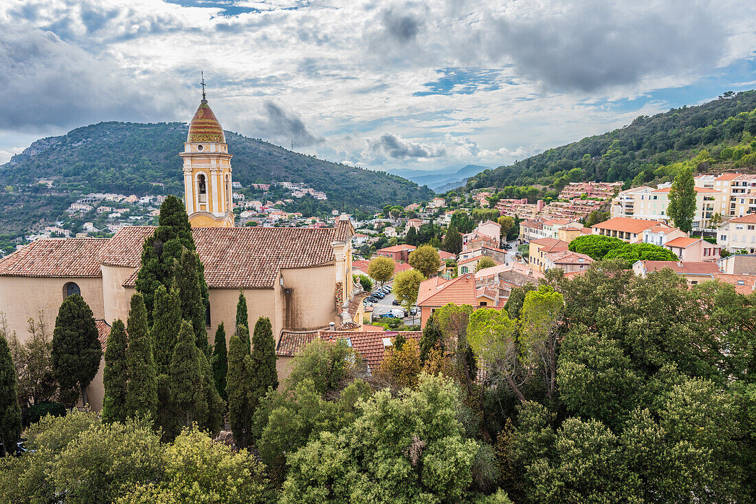 Dorf La Turbie in den französischen Seealpen oberhalb des Fürstentums Monaco