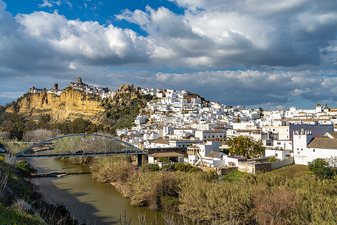 Die weissen Häuser von Arcos de la Frontera, Andalusien, Spanien 