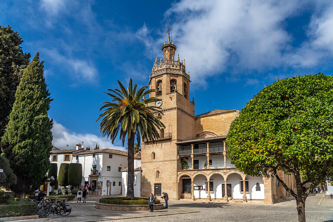 Die Kirche Santa María la Mayor, Ronda, Andalusien, Spanien  