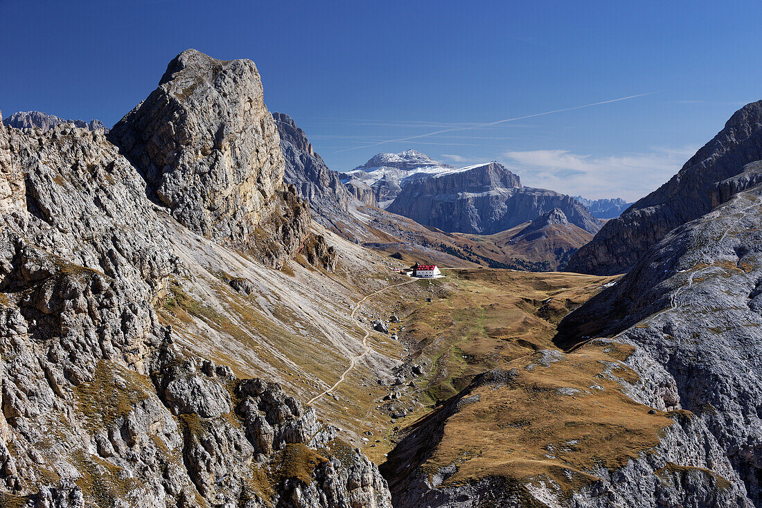 Soon the Tierser Alp Hut is reached, Dolomites, Rosengarten, South Tyrol, Italy.