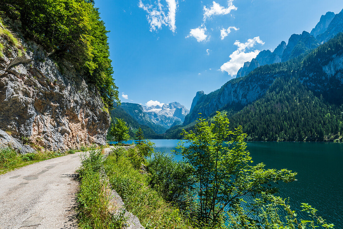 Vorderer Gosausee und Dachsteinmassiv im Salzkammergut, Oberösterreich, Österreich