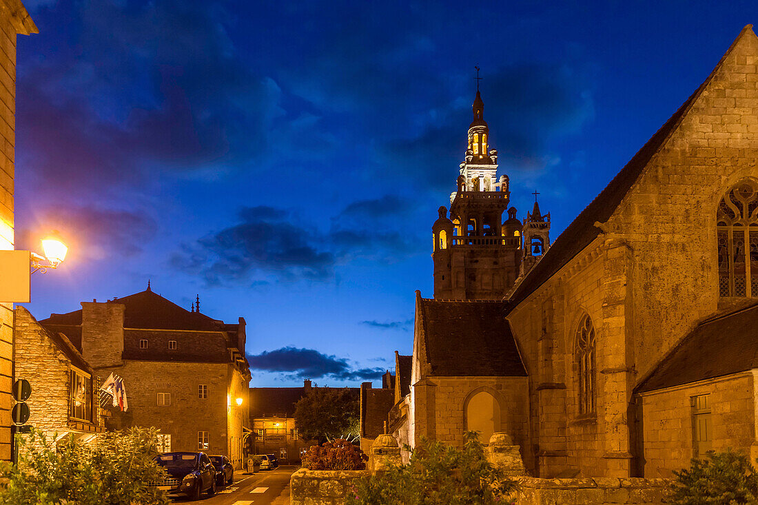 Altstadt von Roscoff am Abend, Finistère, Bretagne, Frankreich