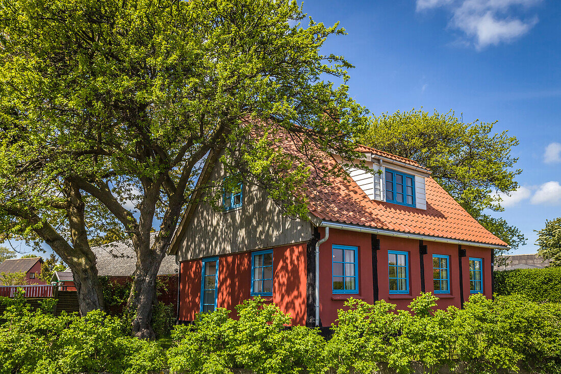 Farbenprächtiges Sommerhaus in Snogebaek, Bornholm, Dänemark