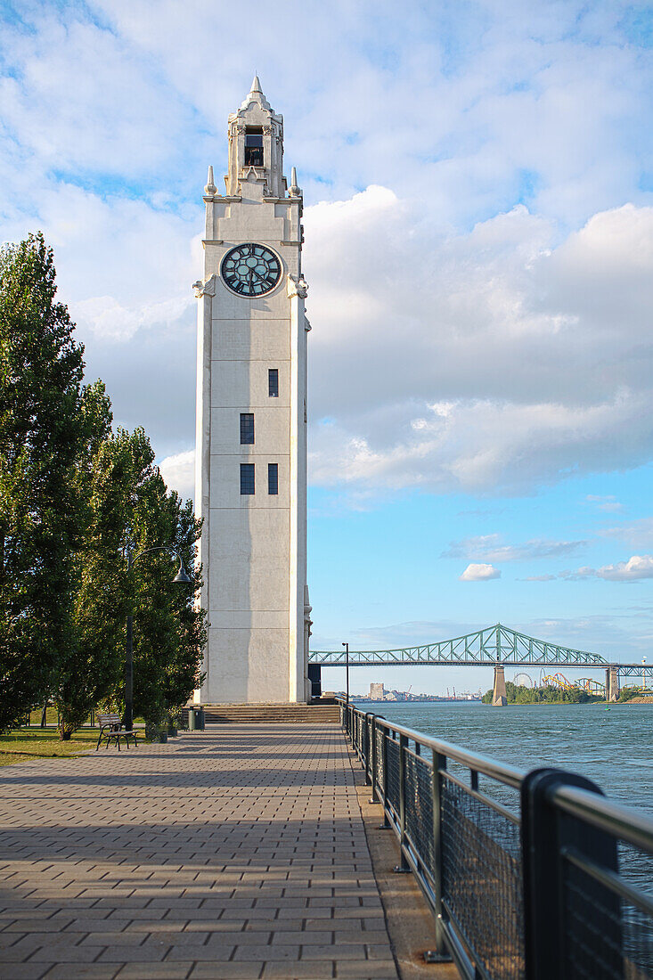 Der Montreal Clock Tower, die Sailor's Memorial Clock,