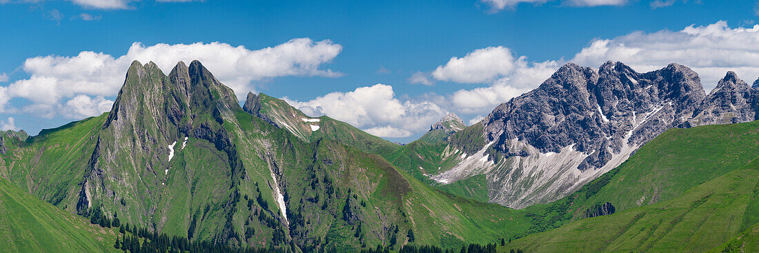 Panorama vom Wildengundkopf, 2238m zur Höfats 2259m und Großer Wilder, 2379m, Allgäuer Alpen, Allgäu, Bayern, Deutschland, Europa