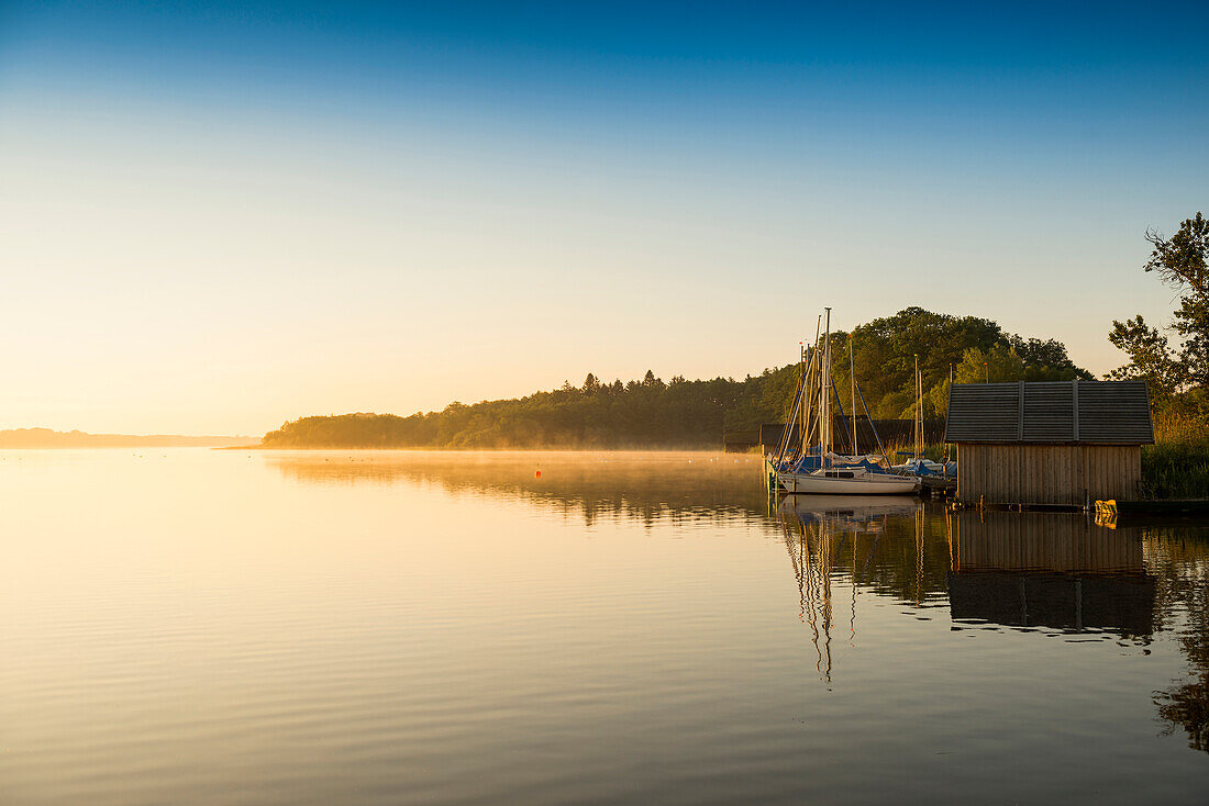 Schaalsee near Seedorf, sunrise, UNESCO Biosphere Reserve Schaalsee, Lauenburg Lakes, Schleswig-Holstein, Germany