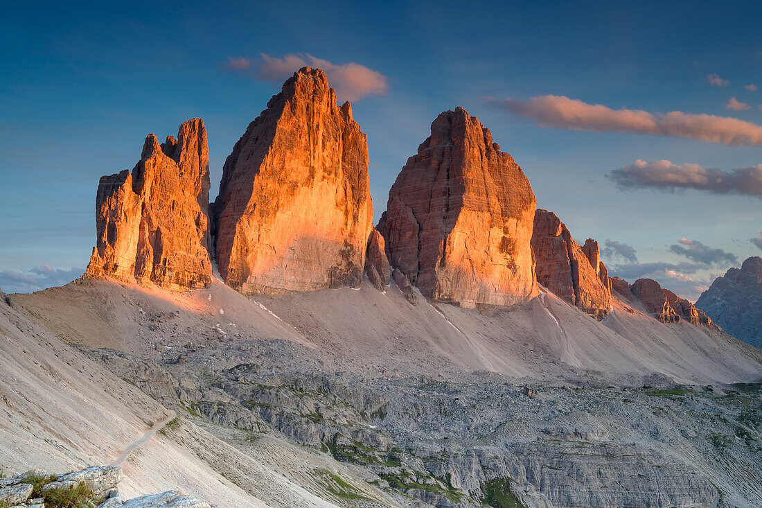 Die berühmten Drei Zinnen in den Dolomiten, Südtirol, Italien