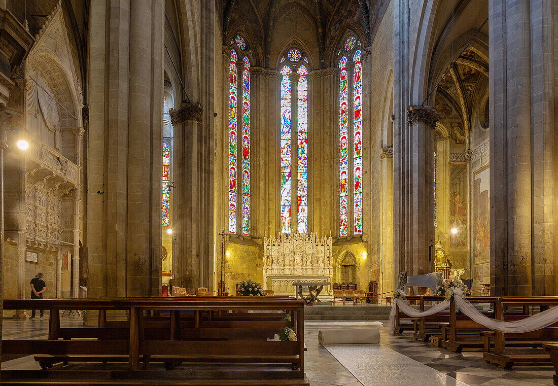 Arezzo Duomo San Donato inner space License image 71427528