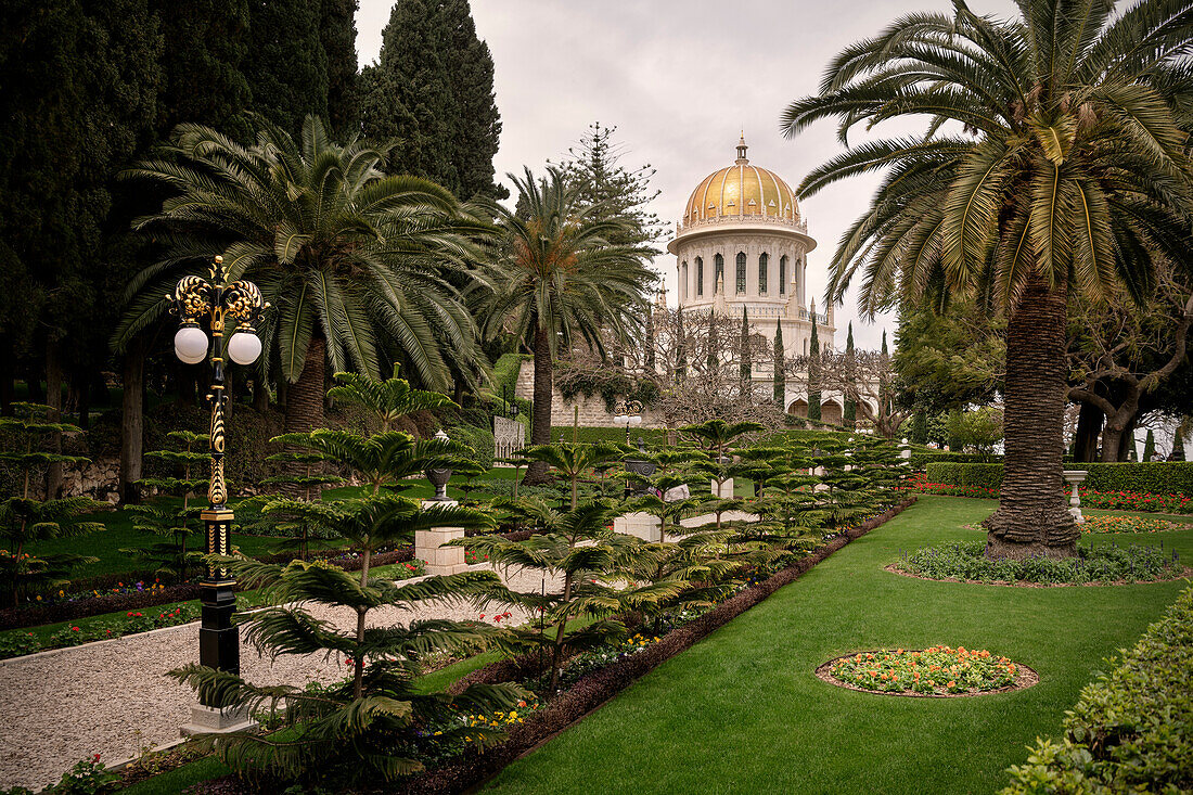 Gardens and Dome of the Shrine of the Bab (Bahai Shrine), Haifa, Israel, Middle East, Asia