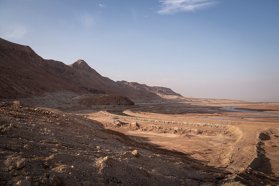 Industriell genutzte Landschaft am Toten Meer, Israel, Mittlerer Osten, Asien