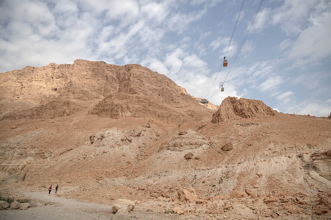 Cable car takes visitors up to the natural fortifications of Masada, Dead Sea, Israel, Middle East, Asia, UNESCO World Heritage Site