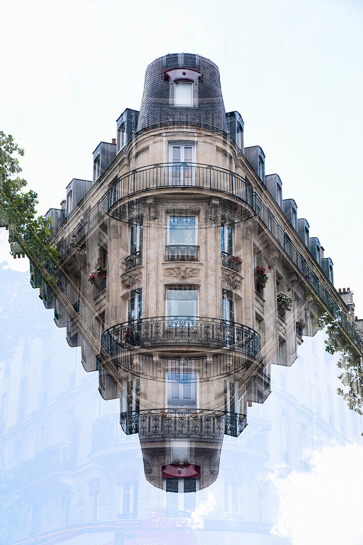 Eckwohnungen eines Wohnhauses in Paris, Frankreich.