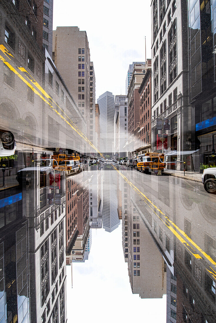 Doppelbelichtung der California Street im Bereich Financial District von San Francisco, Kalifornien.