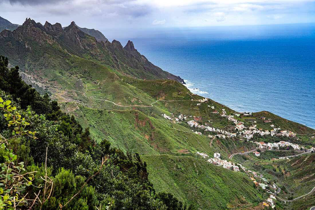 Taganana und die Küste im Anaga-Gebirge, Teneriffa, Kanarische Inseln, Spanien