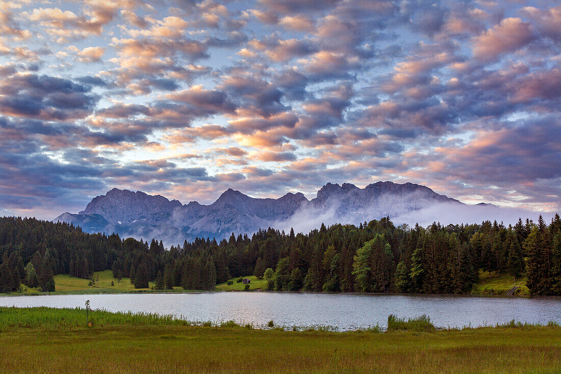 Geroldsee, Blick zum Karwendel, Bayern, Deutschland