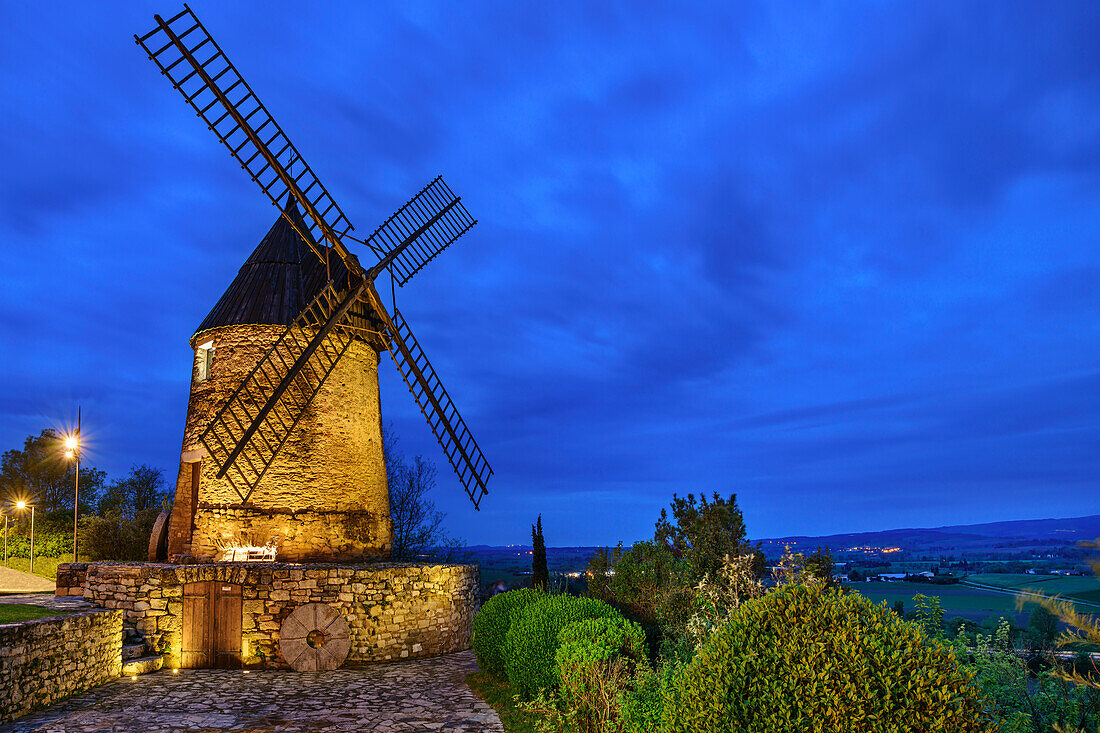 Illuminated windmill Moulin du Cugarel, Castelnaudary, Canal du Midi, UNESCO World Heritage Canal du Midi, Occitania, France