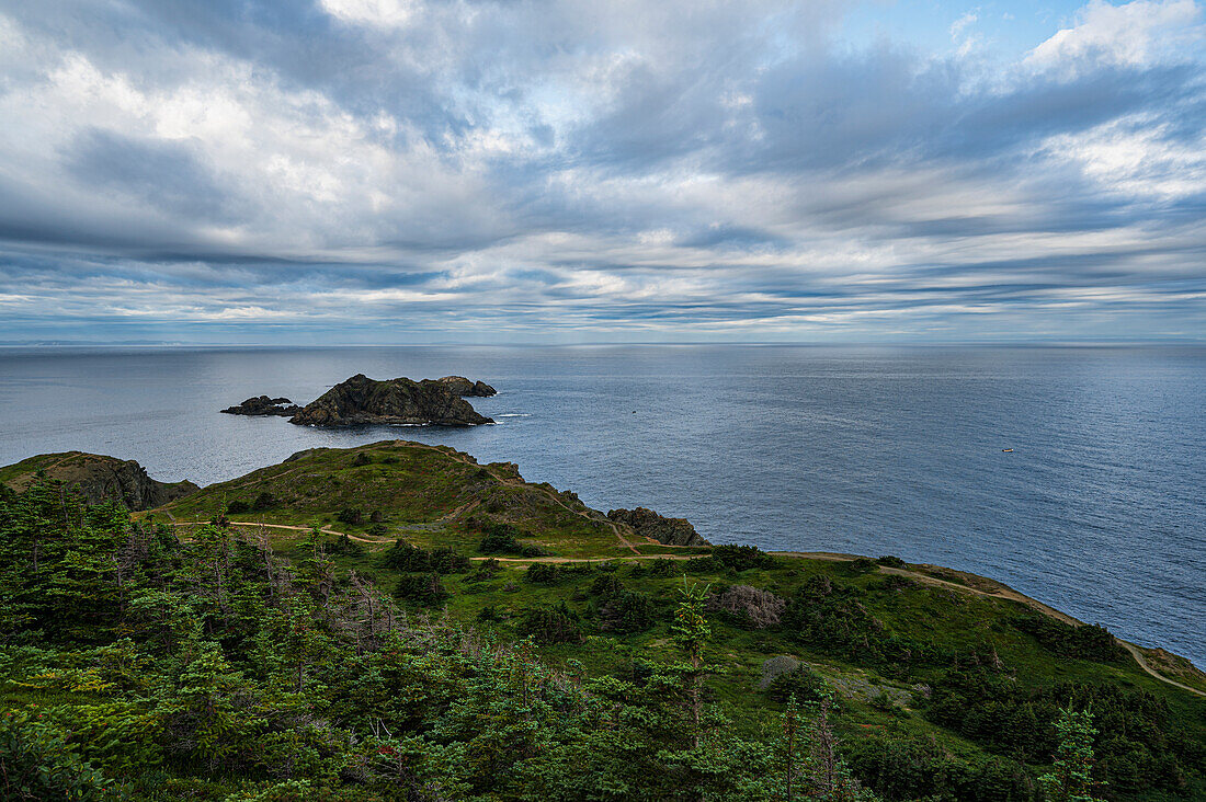 Canada, Labrador, Newfoundland, Twillingate, Seascape view with coastline on cloudy day