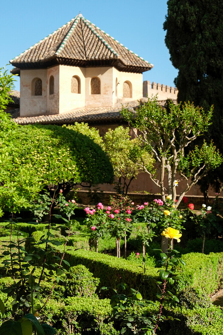 Spanien, Granada, grüne Gärten der Alhambra