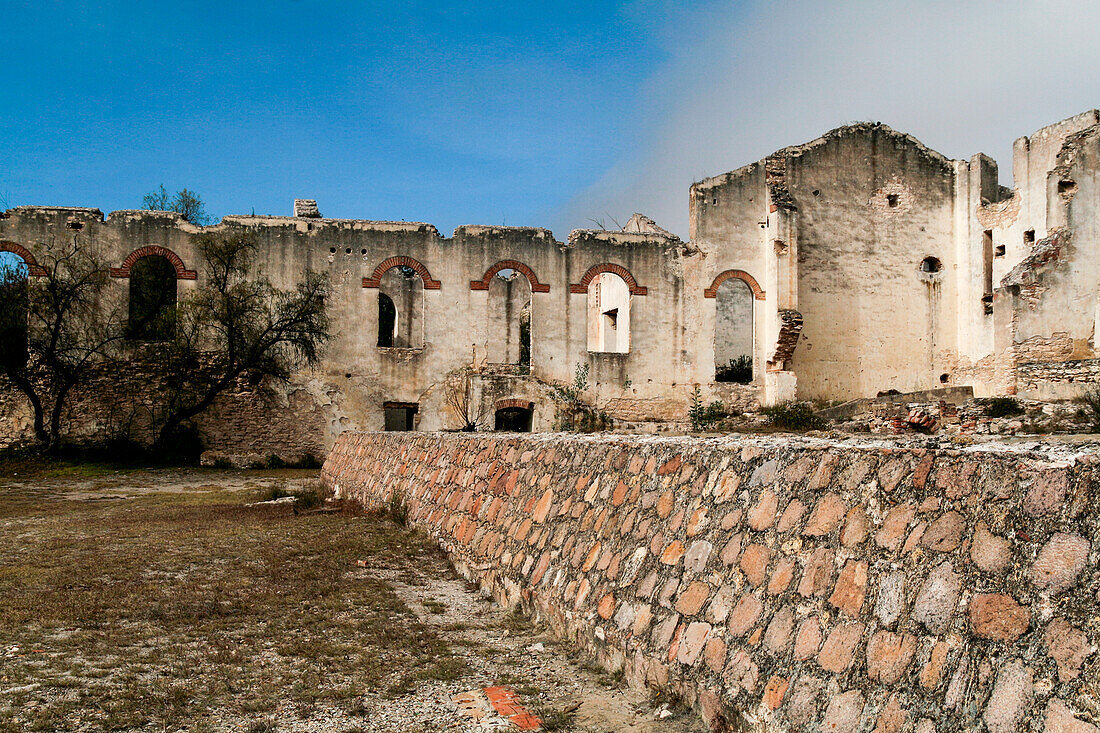 Mexico, Pozos, Abandoned old silver mining town