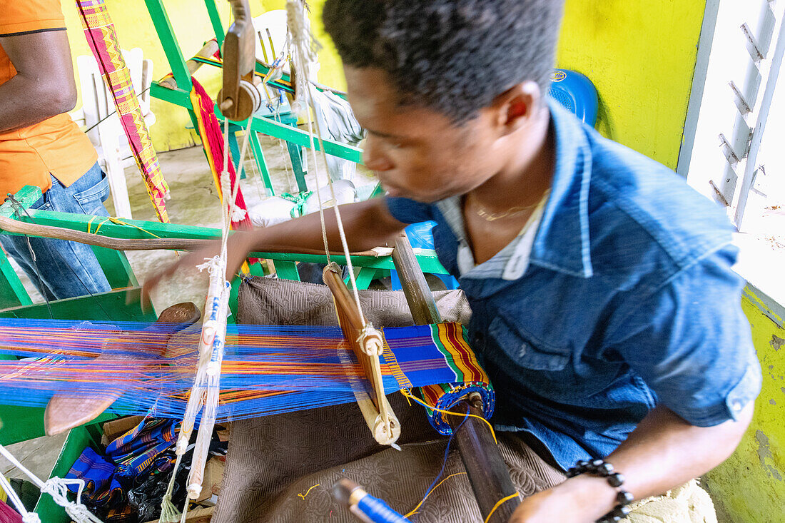 Kente weaving workshop at the cultural center in Kumasi in the Ashanti region of central Ghana in West Africa