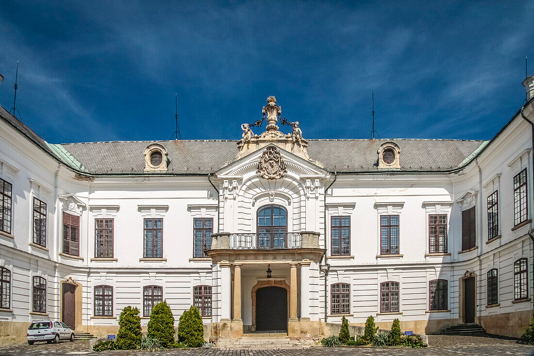 Erzbischofspalast  im Burgviertel von Veszprém, Landkreis Veszprém, Ungarn