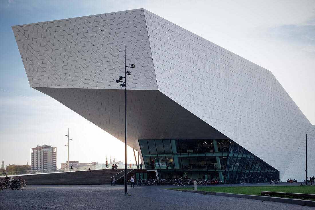 EYE Filmmuseum (EYE Film Instituut Nederland),  Delugan Meissl Associated Architects, Amsterdam, Provinz Noord-Holland, Niederlande, Europa