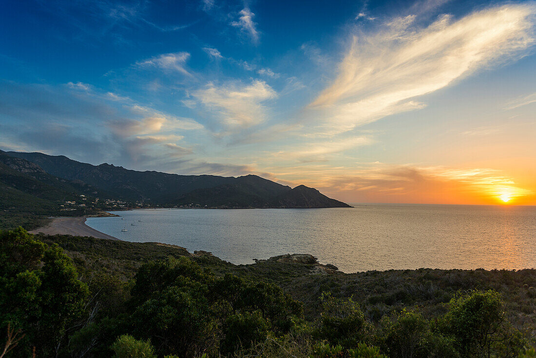 Sonnenuntergang, Plage de Galeria, Galéria, Département Haute-Corse, Westküste, Korsika, Mittelmeer, Frankreich