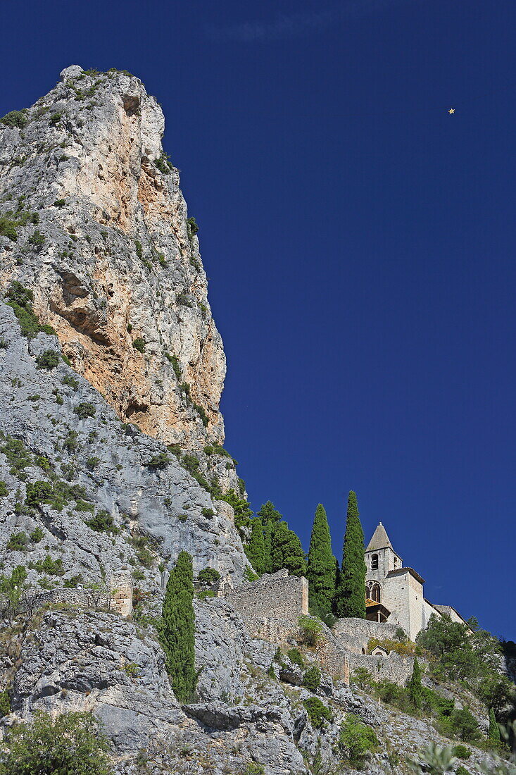 Chapel Notre-Dame-de-Beauvoir über Moustiers-Sainte-Marie, Alpes-de-Haute-Provence, Provence-Alpes-Côte d'Azur, Frankreich