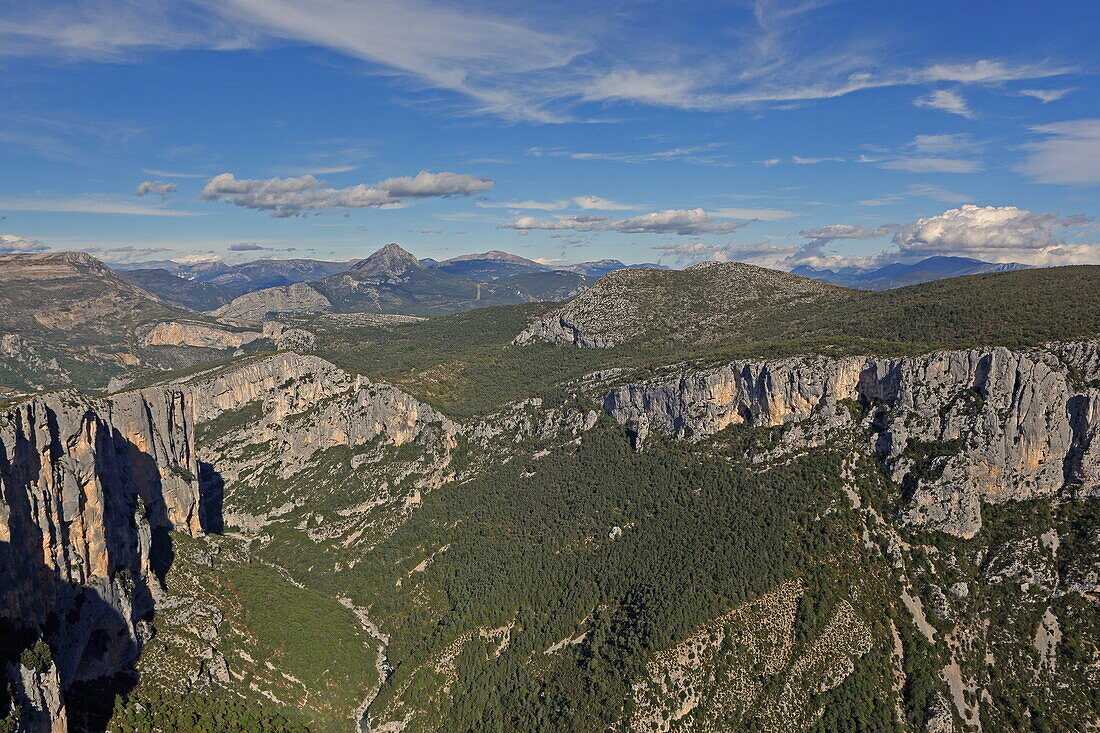 Belvedere de Trescaïre haut, Verdon Gorge, also Grand Canyon du Verdon, Alpes-de-Haute-Provence, Provence-Alpes-Côte d'Azur, Provence